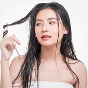 5 Tips Mengatasi Rambut yang Cepat Lepek, Jadi Tampil Percaya Diri Seharian!