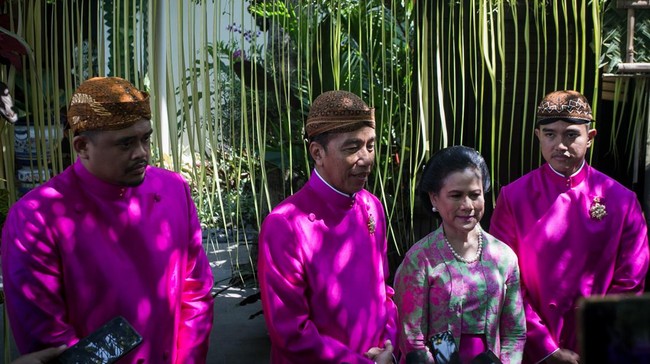 Presiden Jokowi mengungkapkan seluruh keluarga besar amat bahagian dengan pernikahan Kaesang Pangarep dan Erina Sofia Gudono.