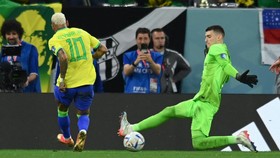 Livakovic Bikin Pemain Brasil Frustrasi, Lanjut ke Babak Tambahan