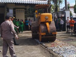 Kejari Tulungagung Musnahkan Ratusan Gram Sabu hingga 1.790 Botol Arak Bali