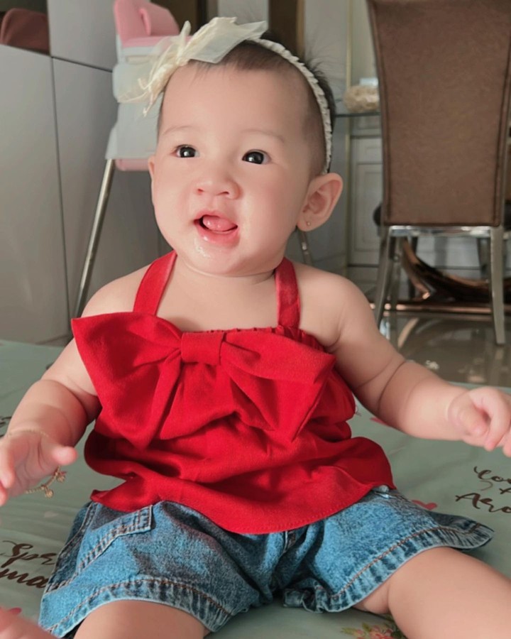 Potret Fashionable Gendhis Anak Nella Kharisma
