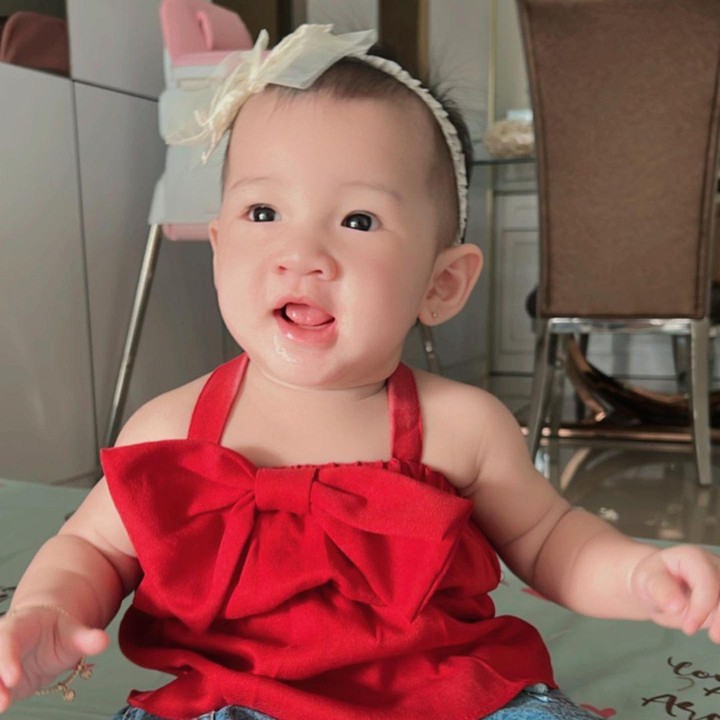 <p>Nella Kharisma kerap membagikan potret sang anak di akun Instagram-nya. Ternyata, gaya berpakaian Gendhis cukup menarik perhatian, nih. (Foto: Instagram: @nellakharisma)</p>