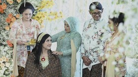 FOTO: Haru dan Senyuman Hiasi Prosesi Siraman Erina Gudono