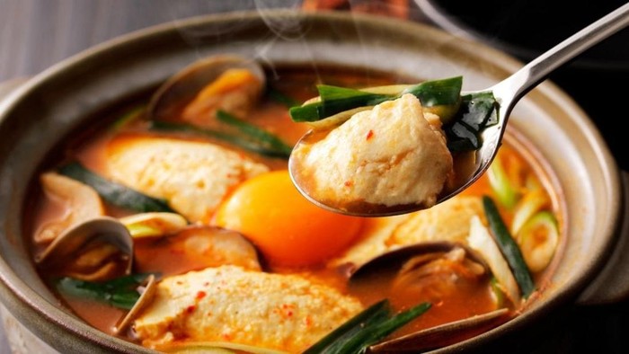 Comfort Food Banget, 5 Makanan Khas Korea Ini Cocok untuk Hangatkan Tubuh di Kala Hujan