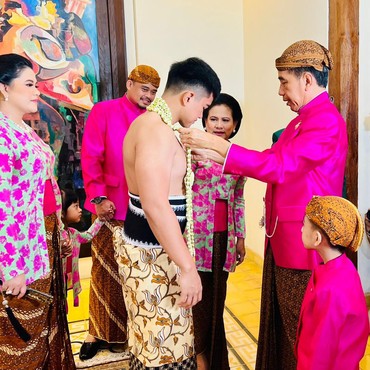 Siraman Kaesang Lancar, Jokowi: Mohon Doa Restu Prosesi Selanjutnya Lancar