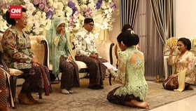 VIDEO: Momen Erina Gudono Terisak Minta Restu Ibunda
