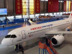 China Luncurkan Pesawat C919, Diharapkan Saingi Boeing-Airbus