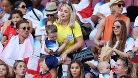 6 Bulan Jelang Euro 2024, WAGs Inggris Sewa Kastil Mewah di Jerman