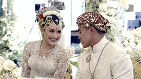 Paes Ageng Yogya, Lambang Kebesaran Wanita di Kening Erina Gudono