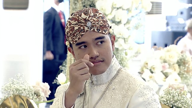 Kaesang menyatakan dirinya tertarik politik dan mendambakan jabatan eksekutif. Gayung bersambut, sejumlah partai membuka pintu untuk anak bungsu Jokowi itu.