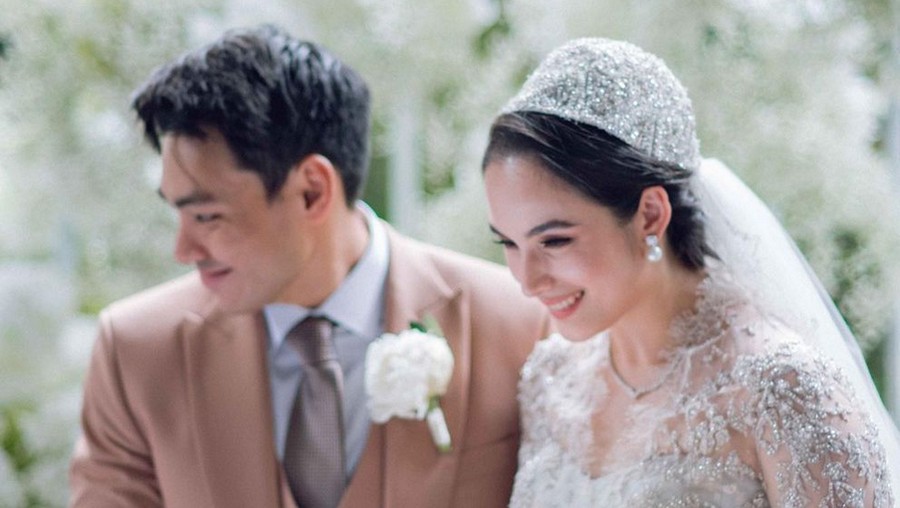 Bukan Honeymoon, Chelsea Islan dan Rob Clinton Jadi DJ di DWP Usai Menikah