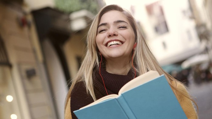 Ramalan Zodiak Minggu Ini: Karier, Asmara, dan Keuangan di 12-18 Desember 2022