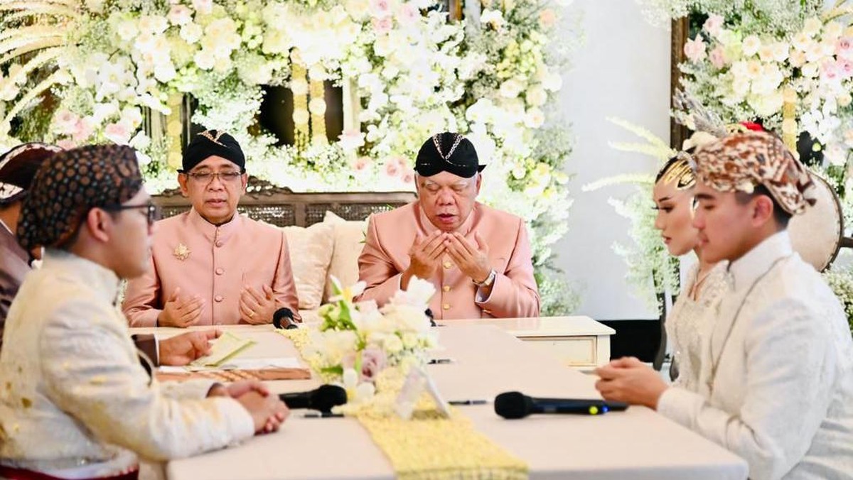 Akad Nikah Kaesang-Erina