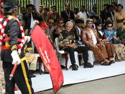 Karnaval Budaya Ramaikan Borobudur, Ganjar: Kami Senang & Terharu