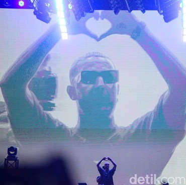 Lirik Lagu Loco Contigo - DJ Snake and J Balvin