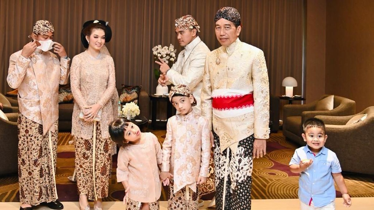 FOTO: Aksi Gemas Jan Ethes di Akad Nikah Kaesang-Erina