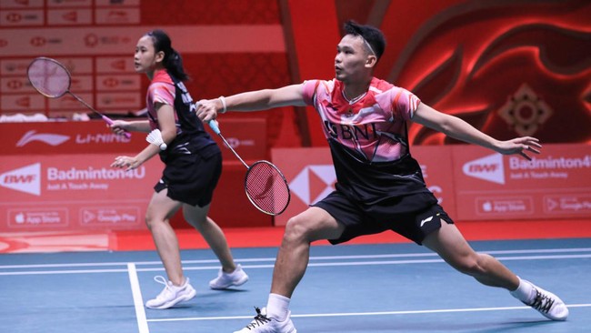Rinov Rivaldy/Pitha Haningtyas Mentari tersingkir di babak pertama All England 2023 usai kalah dari Tan Kian Meng/Lai Pei Jing.