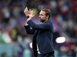 Jangan Pergi, Southgate!