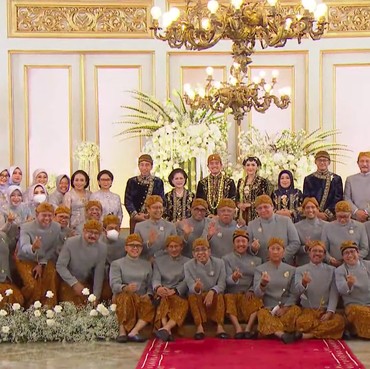 5 Potret Kaesang dan Erina Bersama Para Menteri Kabinet Joko Widodo