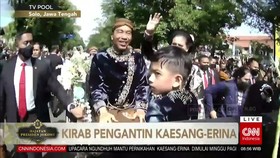 VIDEO: Jan Ethes Berada di Kereta Bersama Jokowi dan Ibu Iriana