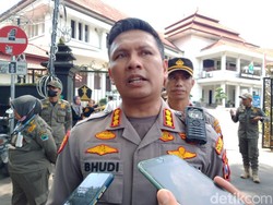 Polisi Segera Panggil Pembeli Supercar dan Jam Tangan Mewah Wahyu Kenzo