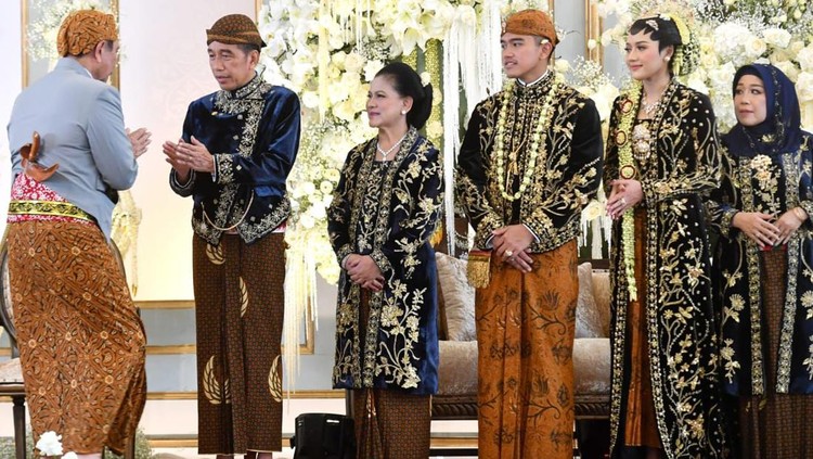 Potret Kirab dan Tasyakuran Kaesang Erina