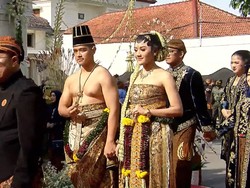 Mengenal Kirab Pengantin dalam Pernikahan Kaesang dan Erina