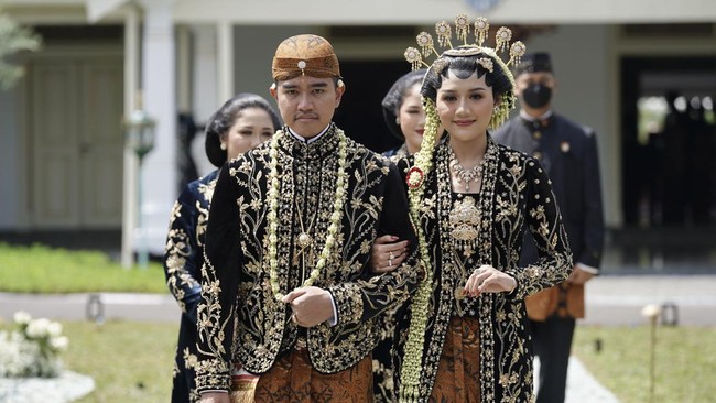 Bank Indonesia membantah telah melakukan pencetakan uang khusus untuk mahar pernikahan putra bungsu Presiden Jokowi Kaesang Pangarep dengan Erina Gudono.