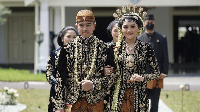 Bank Indonesia membantah telah melakukan pencetakan duit unik untuk mahar pernikahan putra bungsu Presiden Jokowi Kaesang Pangarep dengan Erina Gudono.