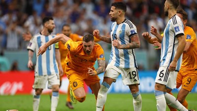 Weghorst Soal Ribut dengan Messi: Dia Tahu Saya Sekarang