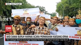 img-title VIDEO: Aksi Damai Buruh Warnai Acara Pernikahan Kaesang Erina