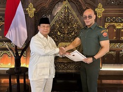 Dapat Pangkat Letkol Tituler, Ini Sederet Hak buat Deddy Corbuzier