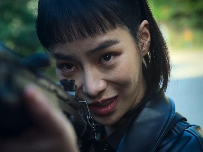 Namanya makin menuai popularitas melejit usai membintangi Money Heist: Korea - Joint Economic Venture Part 2 (2022) sebagai Seoul, salah satu anggota 'perampok'./ Foto: twitter.com/parkchanw0ke