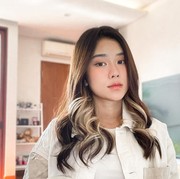 4 Inspirasi Outfit Kuliah ala Jessica Jane, Chic dan Stylish!