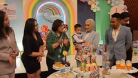 <p>Bunda, kita doakan agar baby Adzam selalu mendapatkan kesehatan dan kasih sayang dari orang-orang di sekitarnya, ya! (Foto: Instagram: @nathalieholscher)</p>