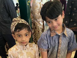 Gaya Jan Ethes dan Rafathar Saat Jumpa Bikin Gemas