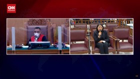 VIDEO: Hakim Cecar Putri Soal Pemindahan Uang Rekening Yosua ke Ricky