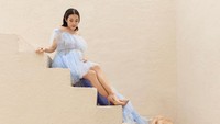 <p>Cara Tiffany memberi tahu Arnold tentang kehamilannya pun terbilang unik dan sukses bikin sang suami terkejut dan bahagia. (Foto: Instagram @tiffanysoetanto)</p>