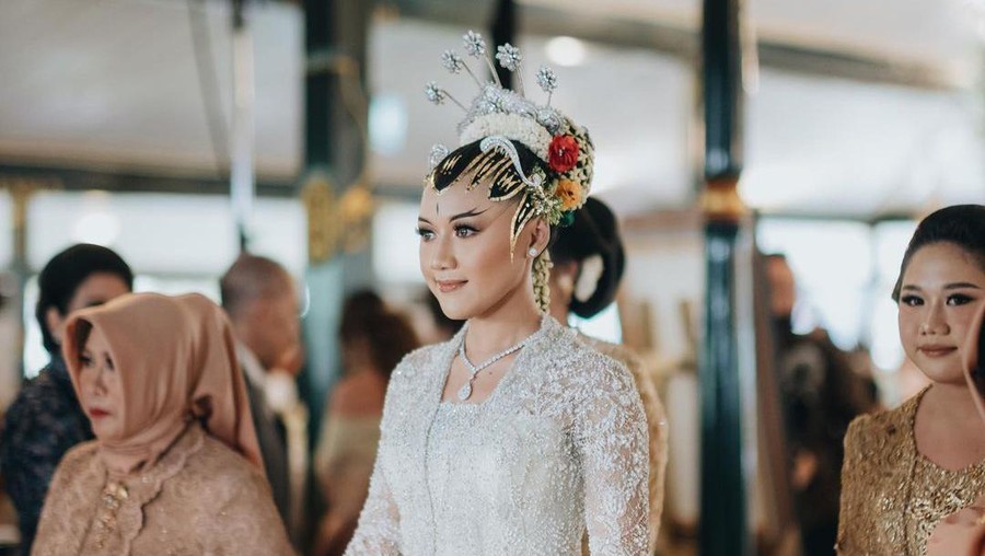 Erina Gudono Kenang Momen Sebelum Akad