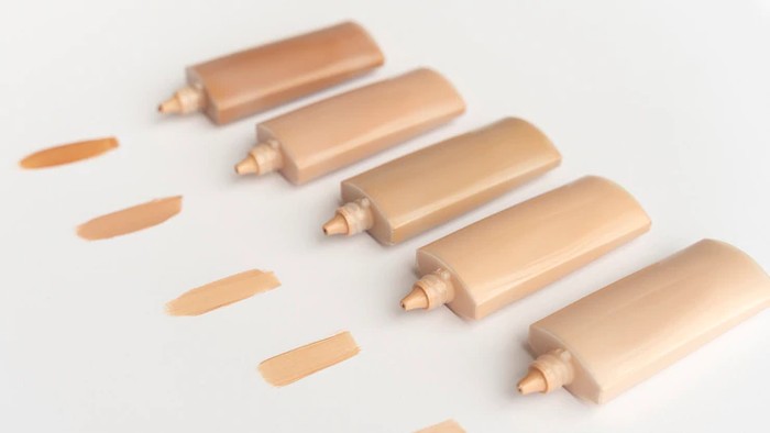 BeauPicks: 4 Tinted Sunscreen, Produk 2-in-1 untuk Melindungi Sekaligus Bantu Meratakan Warna Kulit BeauPicks: 4 Tinted Sunscreen, Produk 2-in-1 untuk Melindungi Sekaligus Bantu Meratakan Warna Kulit