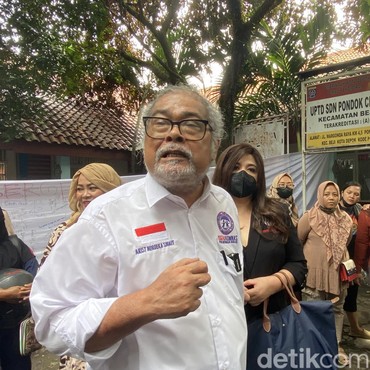 Keluarga Sebut Arist Merdeka Sirait Keluhkan Sakit Sebelum Akhirnya Meninggal