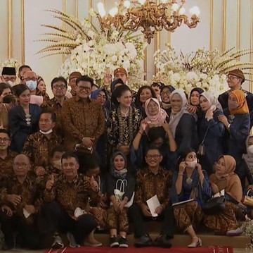 img-title Kaesang Sebut Tak Kenal Kebanyakan Tamu yang Datang, Relate Banget? Psst, Ini Tips Tentukan Tamu Undangan di Pesta Pernikahan