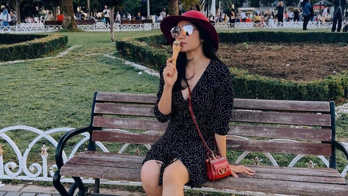 Outfit Liburan ala Febby Rastanti/Foto: Instagram.com/febbyrastanti