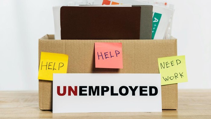 PHK Massal Tengah Melanda, Persiapkan 3 Hal Penting Ini Agar Mental dan Keuangan Tidak Merana!