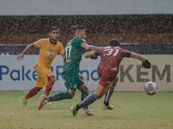 Wasit yang Rugikan Persebaya Disebut Bersalah, Bisa Dipecat atau Dibina