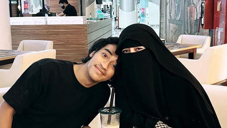 Abidzar Al Ghifari Abidzar Al Ghifari