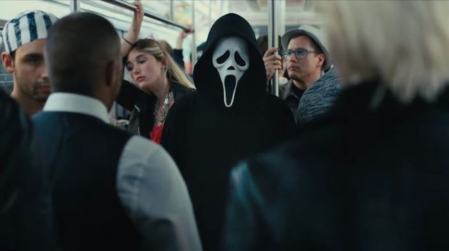 Scream adalah waralaba film bergenre slasher yang menampilkan sosok Ghostface yang ikonis. Simak urutan film Scream dan sinopsisnya.