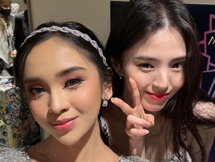 7 Potret Lyodra Menang Piala AAA 2022 di Jepang, Foto Bareng Han So Hee