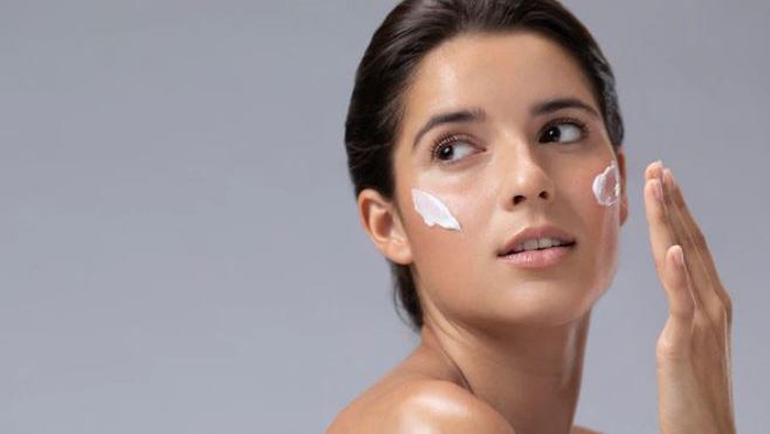 Terlihat Sepele, Tapi Ini 5 Tanda Kulitmu Butuh Dukungan Moisturizer atau Pelembap