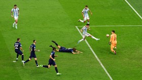 3 Momen Emas Argentina vs Kroasia: Laju Alvarez Sampai Tekukan Messi